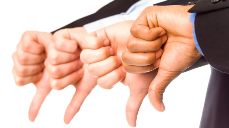 How Should You Deal With Negative Customer Reviews