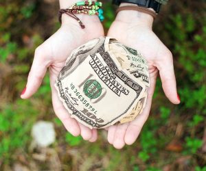 6 Ways to Budget for Charitable Giving