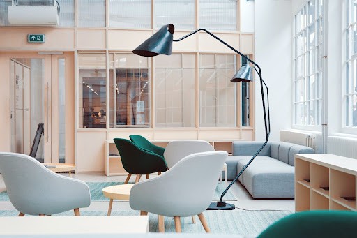 6 Tips for a Minimalist Office Space