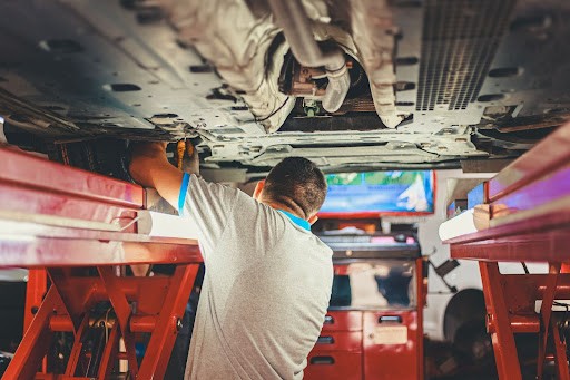 Should You Become a Specialist or a General Mechanic